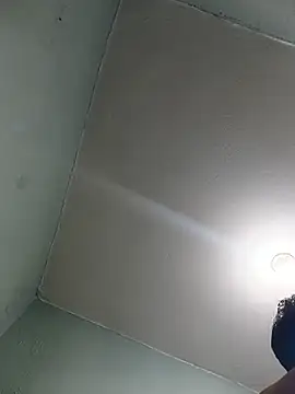 AlexxEngine live cam on StripChat