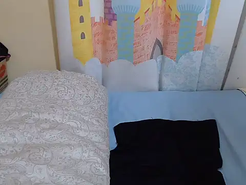 zeina_gen live cam on StripChat