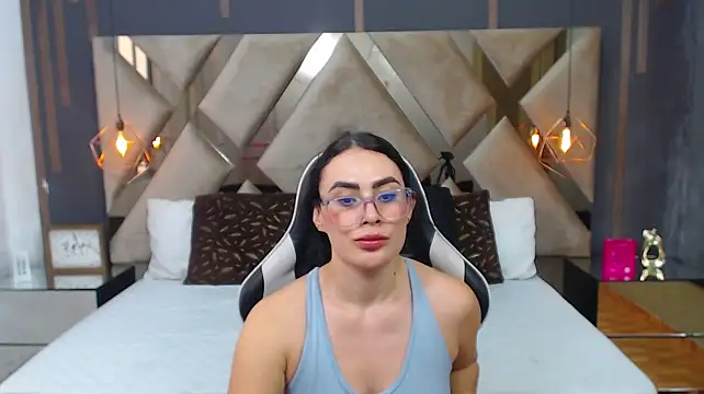 MartinaaFit live cam on StripChat