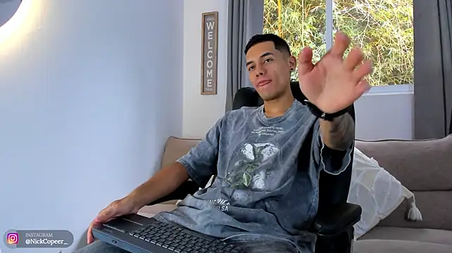 NickCopeer_ live cam on StripChat