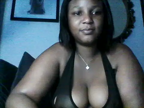ChubbiGirl31 live cam on StripChat