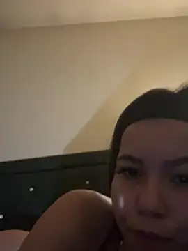 shayyy01 live cam on StripChat