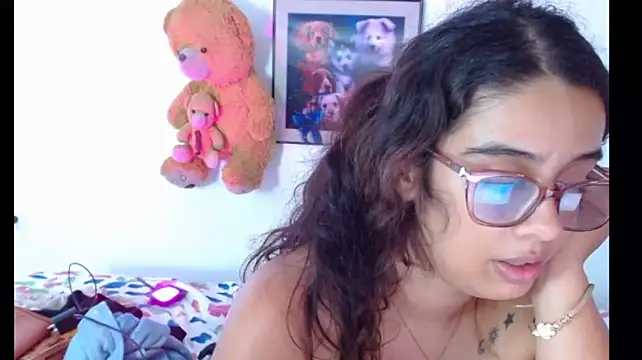 keyklin1 live cam on StripChat