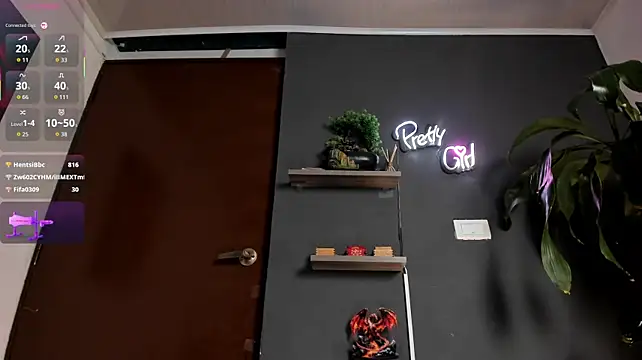 Emilyjhonson_01 live cam on StripChat