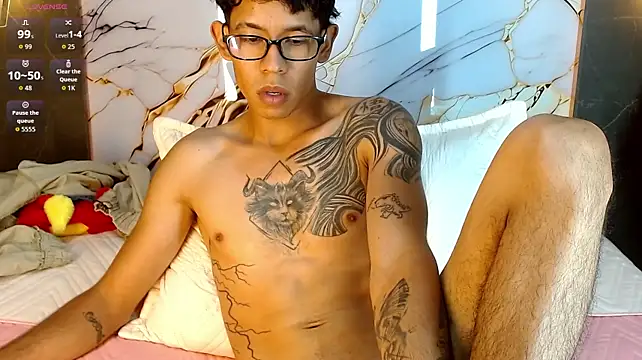 Andrew_Hardy live cam on StripChat