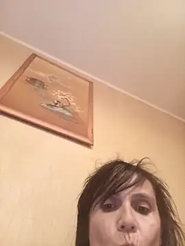 Francenia_lolis live cam on StripChat