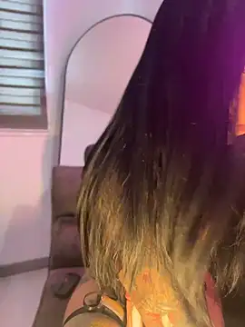 soyalanna live cam on StripChat