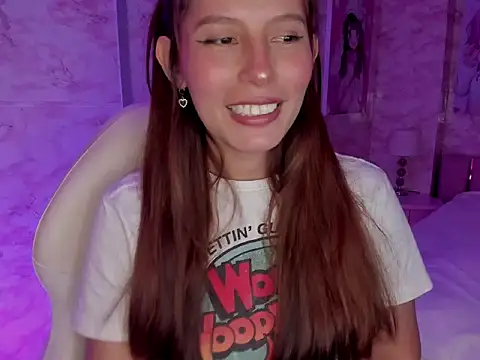 sexy__skinny4u live cam on StripChat