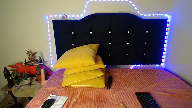 Candy_chloee live cam on StripChat