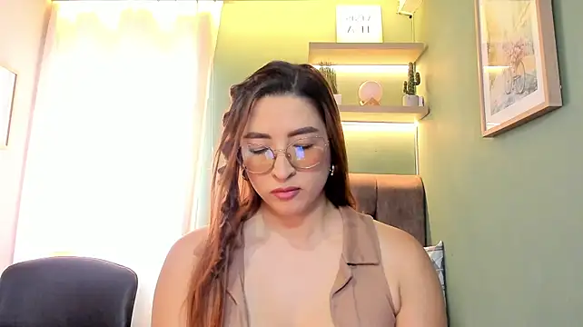 _LaraMom_ webcam