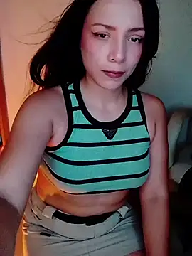 Adri_Miller webcam