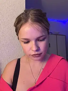 KimEvanss live cam on StripChat