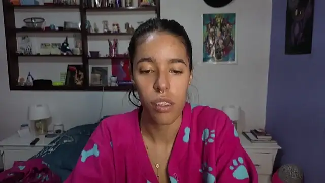 stephania_t webcam