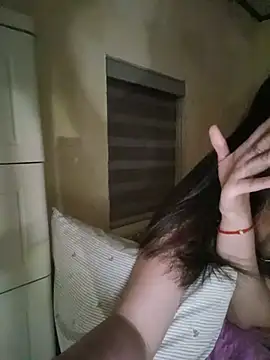Jun-Mzzz webcam