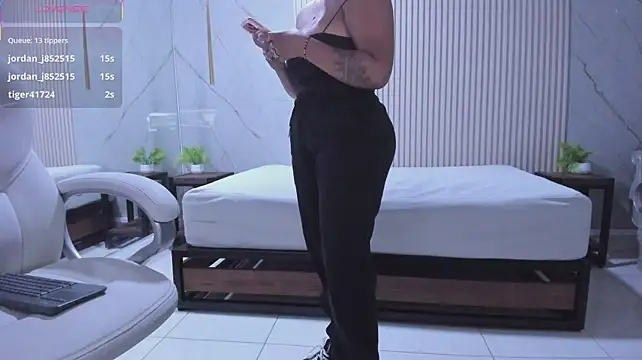 luna_taylorss webcam
