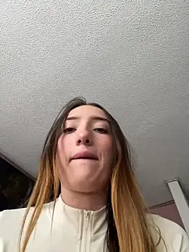 Valery_Salmons webcam