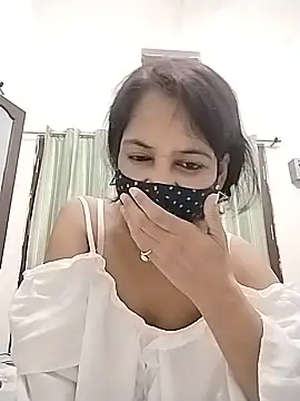 cutieNancy89 live cam on StripChat