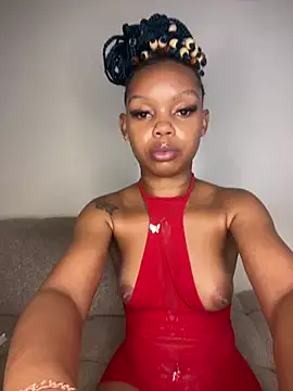 Webcam Model(sexyie_caramel) is live
