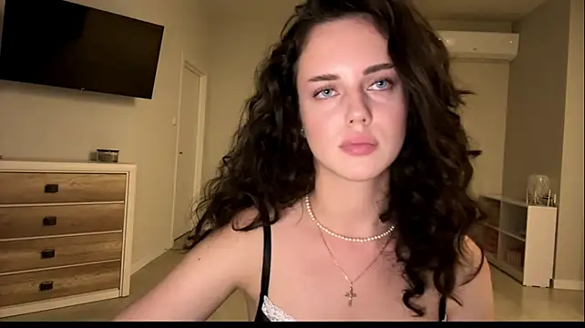 A_Milly live cam on StripChat
