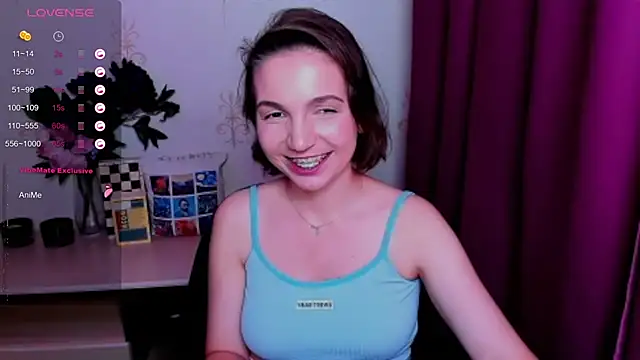 KindHazelHere_ webcam