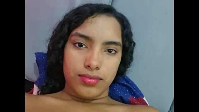 Cataleya_ja live cam on StripChat
