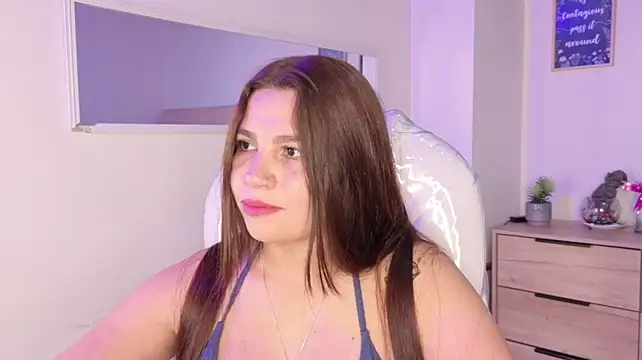 bluee_hazell webcam