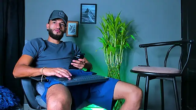 Damian_022 webcam