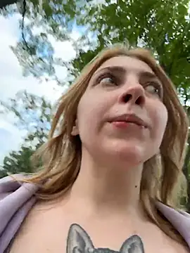 Sunny___Bunny webcam