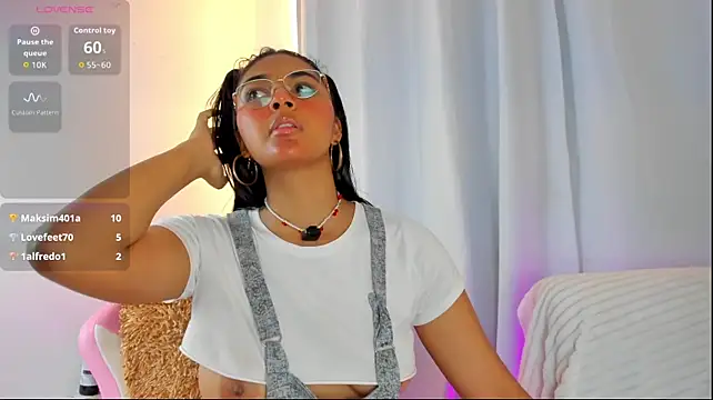 Melodymoore_ webcam