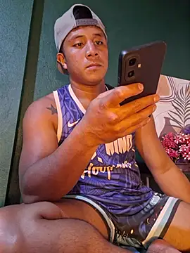 Felix_Asher webcam