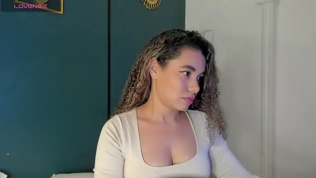 angie_leonn webcam