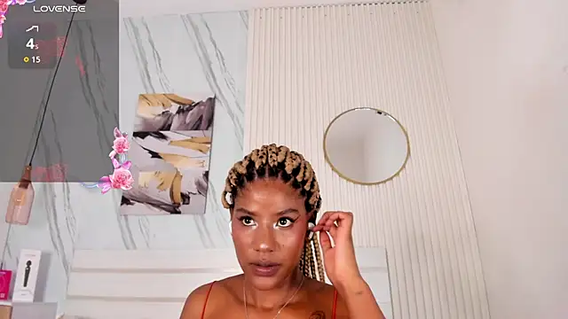 Afro_Luna webcam