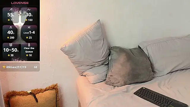 Lebron_black_ webcam