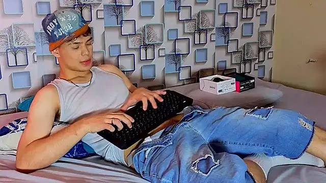 LoganSteel_ webcam