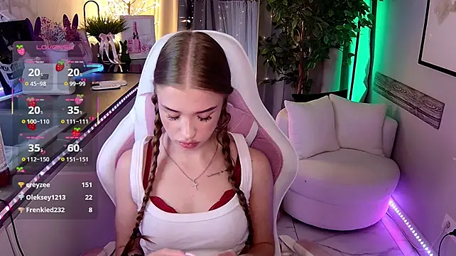 Milla_Rae webcam