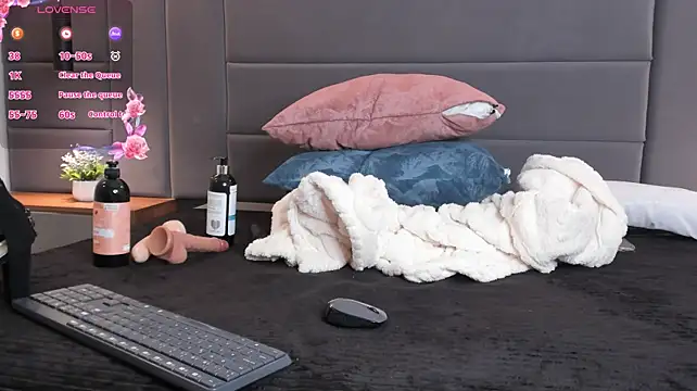LiahRossii webcam