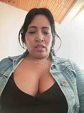 shailademons- webcam