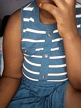 preetydoll23 webcam