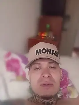 liam_1123 live cam on StripChat