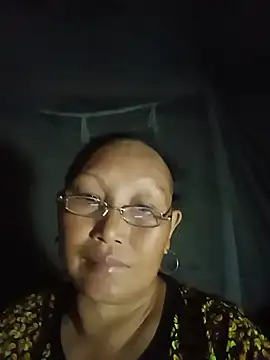 Juhi_09 webcam