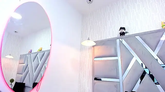ArianaThomson webcam