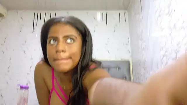 kelleysinedd webcam