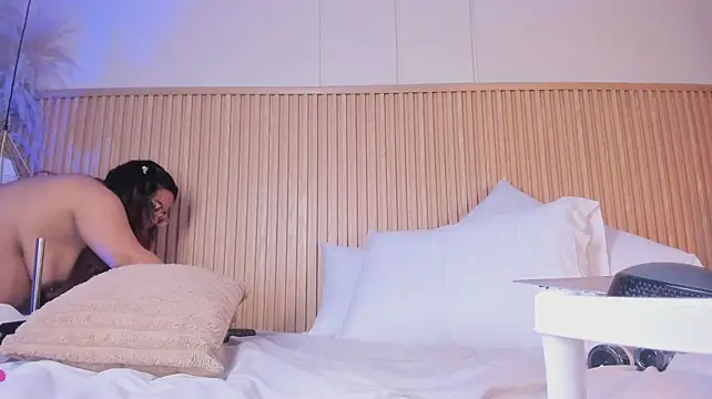 melissakarterrs (F young) - ride dildo