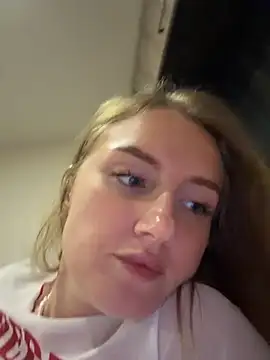 olliebells (F young) - Tease ass