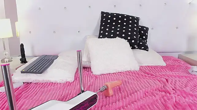 salem_smith_ (F young) - Control fuckmachine x5 min