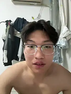 ycen_ (M twink) - 全裸直播