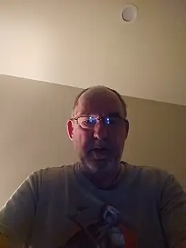 shyguytm (M grandpa) - Naked and show cock