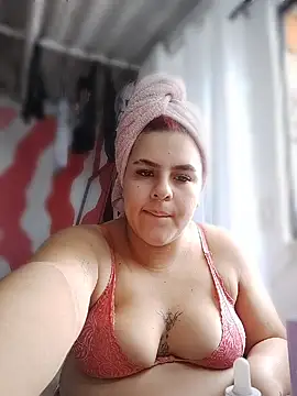 ruby_nixie (F teen) - blowjob deep  😈🍆😋