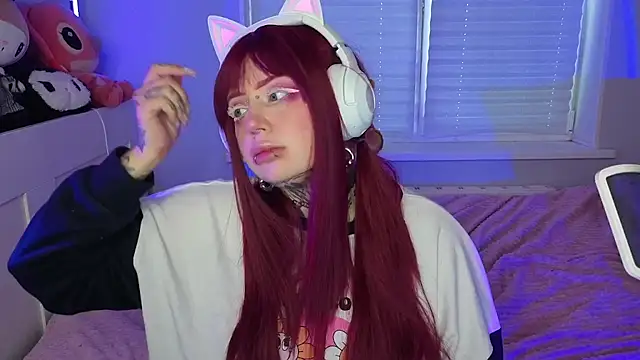 chiibis (F young) - chibi show off her cute tits