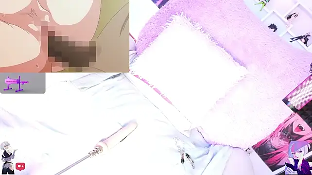 Kira-- webcam